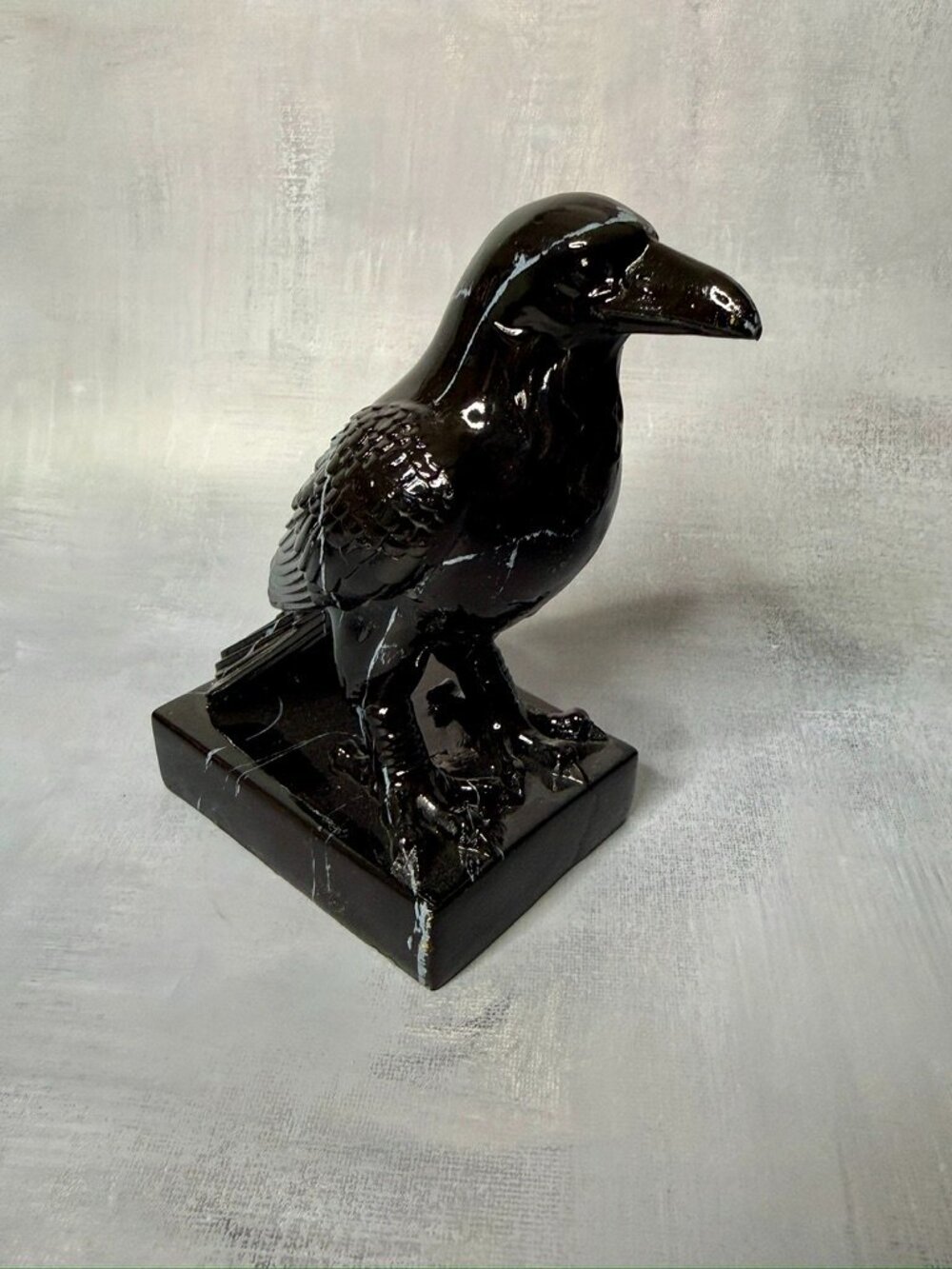 Tahari Raven Halloween Decor